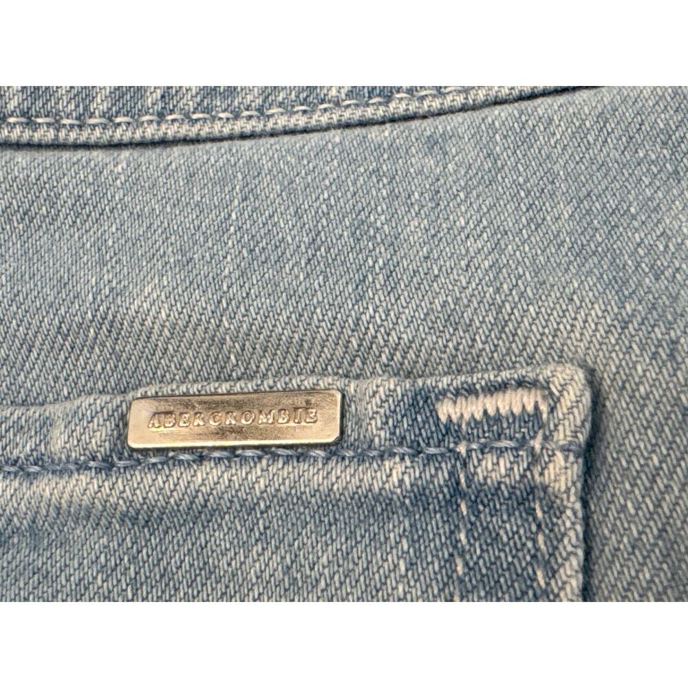 Abercrombie & Fitch Women's Light Wash High Rise Denim Shorts Size 31 - Picture 6 of 6